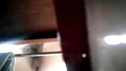 Onun focker ile yüksek botlarda büyüleyici kızlık bozma seks izle Carolina Sweets
