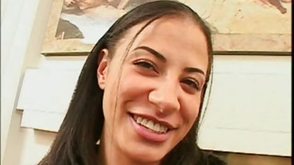 Kırmızı kedi bir patlama ile yayıldı zorla sex video