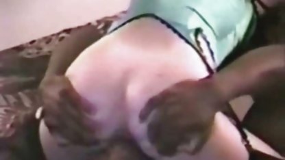 Kızlar straponu toplu sex izle giy ve adamlarını siktir et