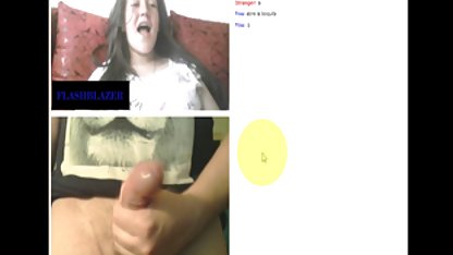 Kıvırcık beyaz herif kendini tatile ünlü sex video çekici bir siyah kadın bulur