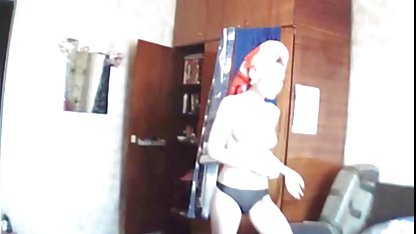 Kauçuk tombul seks dick ile Babe