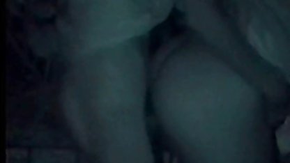 Siyah soyun ve cıvatasını Amy Anderssen'i bir kedinin grup sex video izle içine sürdü