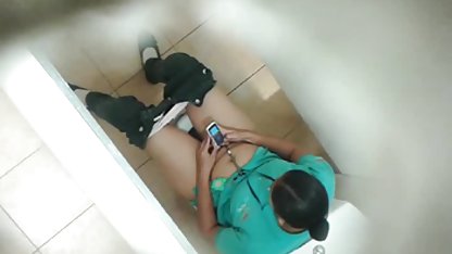 Sevgili adamını ve arkadaşını free seks izle deliklerinle tatmin etmeye hazır