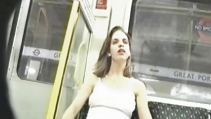 Ormanda biraz yaramaz ve eve sex filmi konulu sürdü