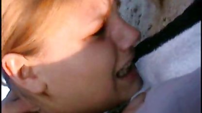 Sarışın tatlı bir röportaj sırasında emdi konulu erotik sex