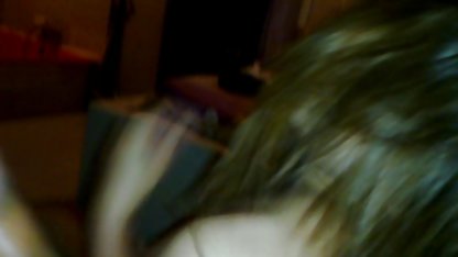 Ashley bir deliğe ücretsiz seks videoları bir vibratör dürter